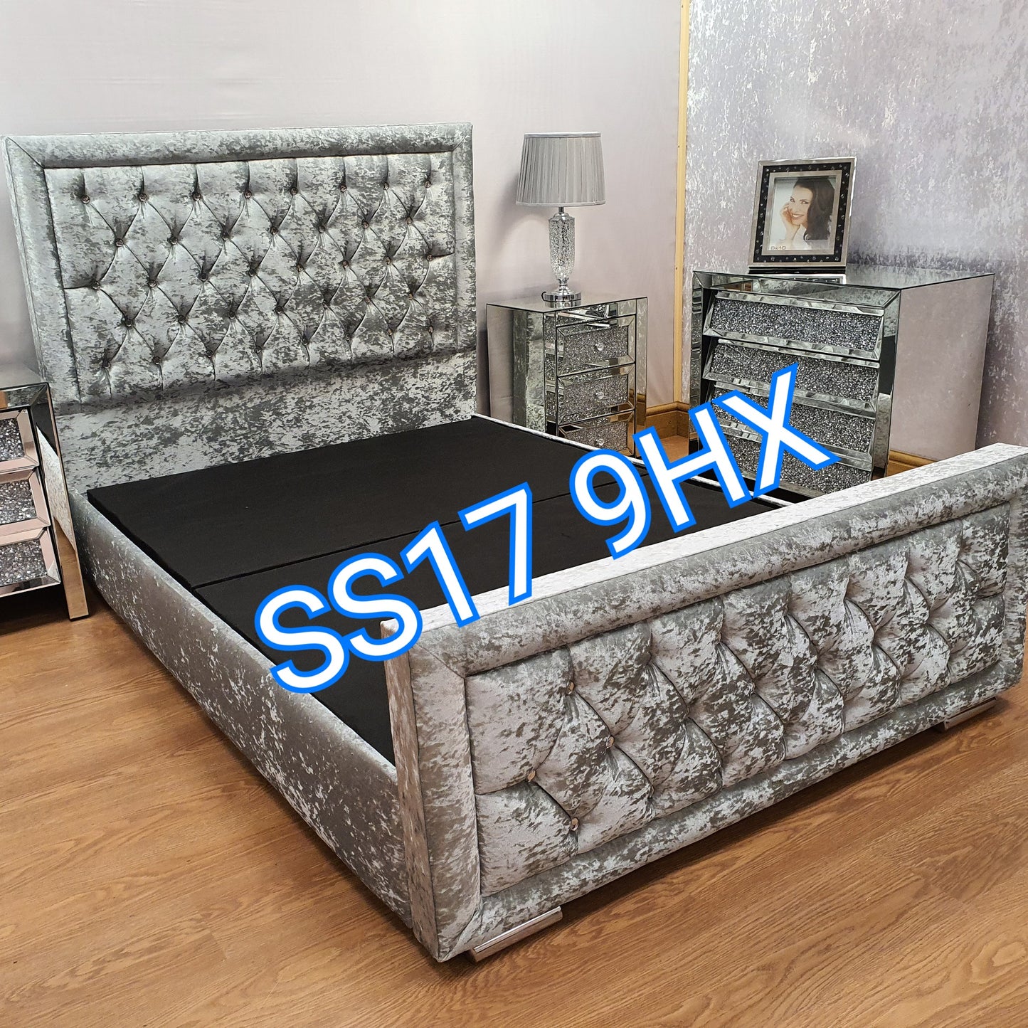 Grey crushed velvet Hampton bed